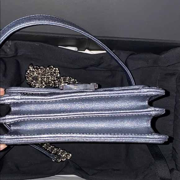 Chanel Boy North South Medium Flap Silver - Picture 4 of 7